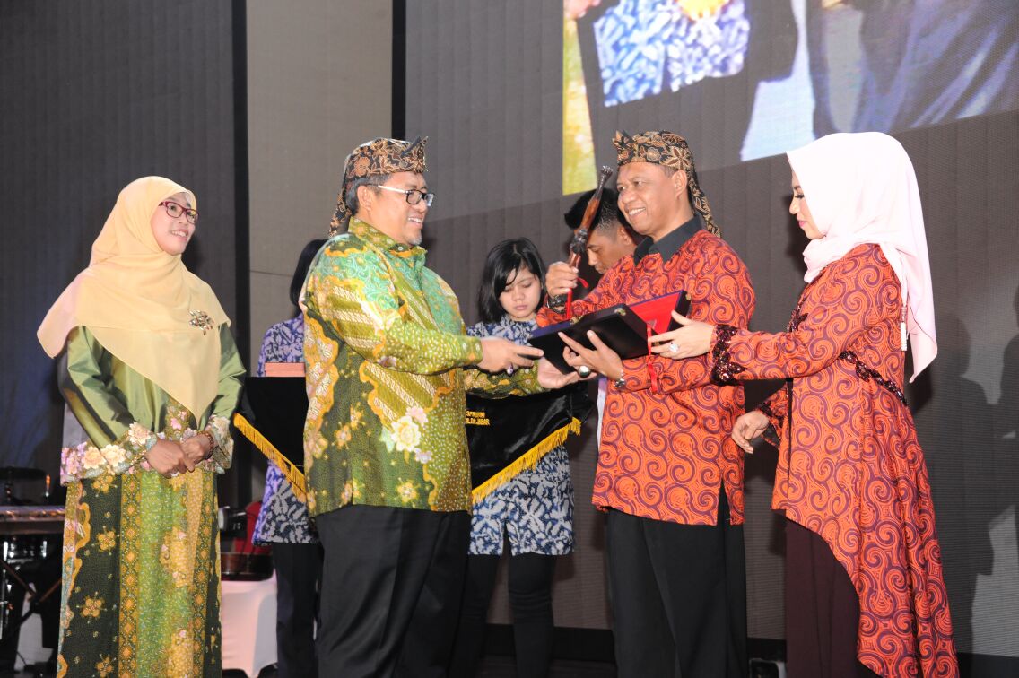  Agung Budi Jabat Kapolda Jabar